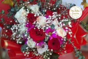 Floristería cerca de mí, hermoso ramo rojo de flores